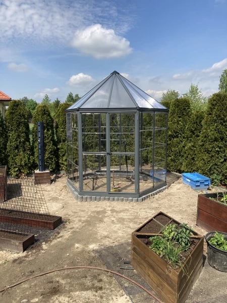 Sześciokątna poliwęglanowa szklarnia Oasis 2,47 m Palram - Canopia